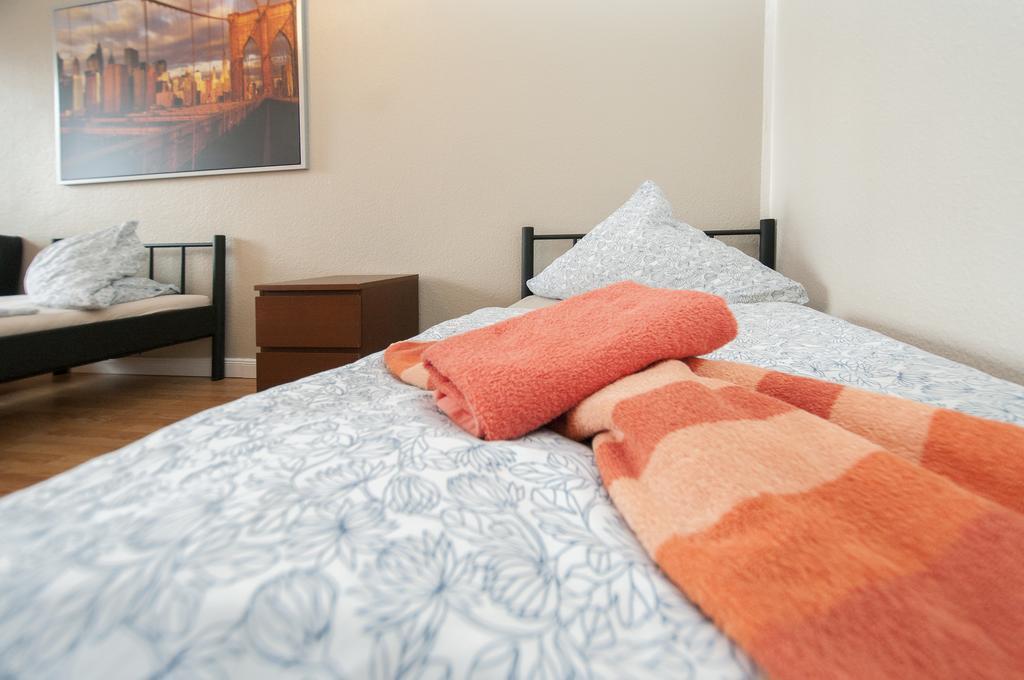 City-Appartements Nordkanalstrasse - Monteurunterkunft هامبورغ الغرفة الصورة