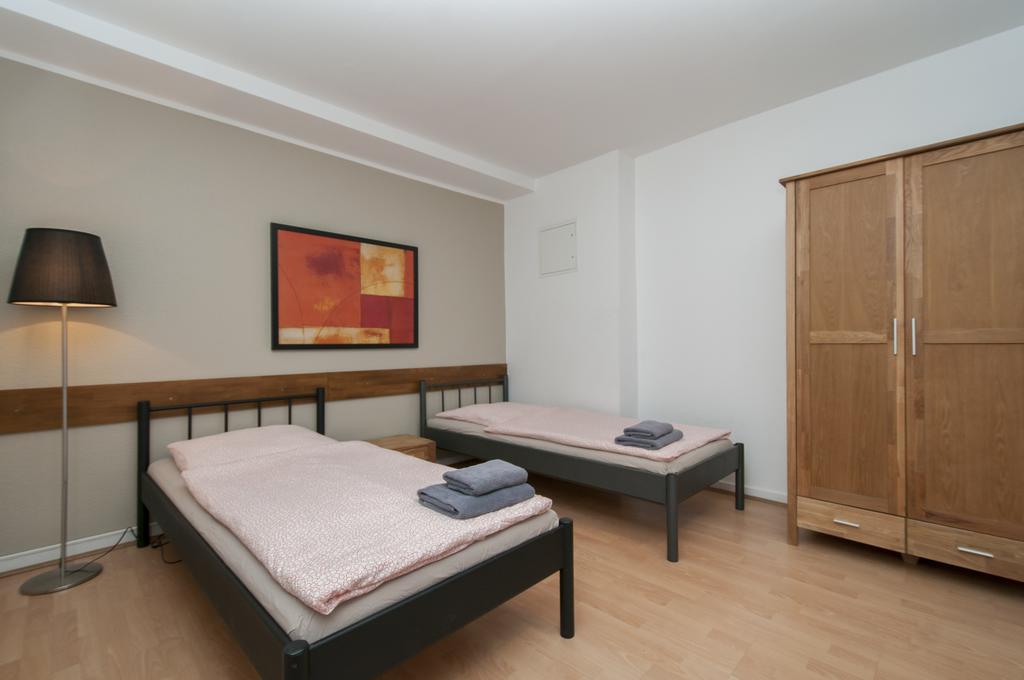 City-Appartements Nordkanalstrasse - Monteurunterkunft هامبورغ الغرفة الصورة
