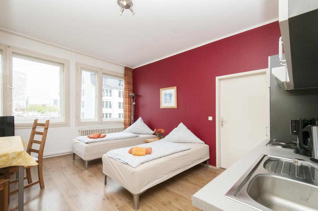 City-Appartements Nordkanalstrasse - Monteurunterkunft هامبورغ الغرفة الصورة