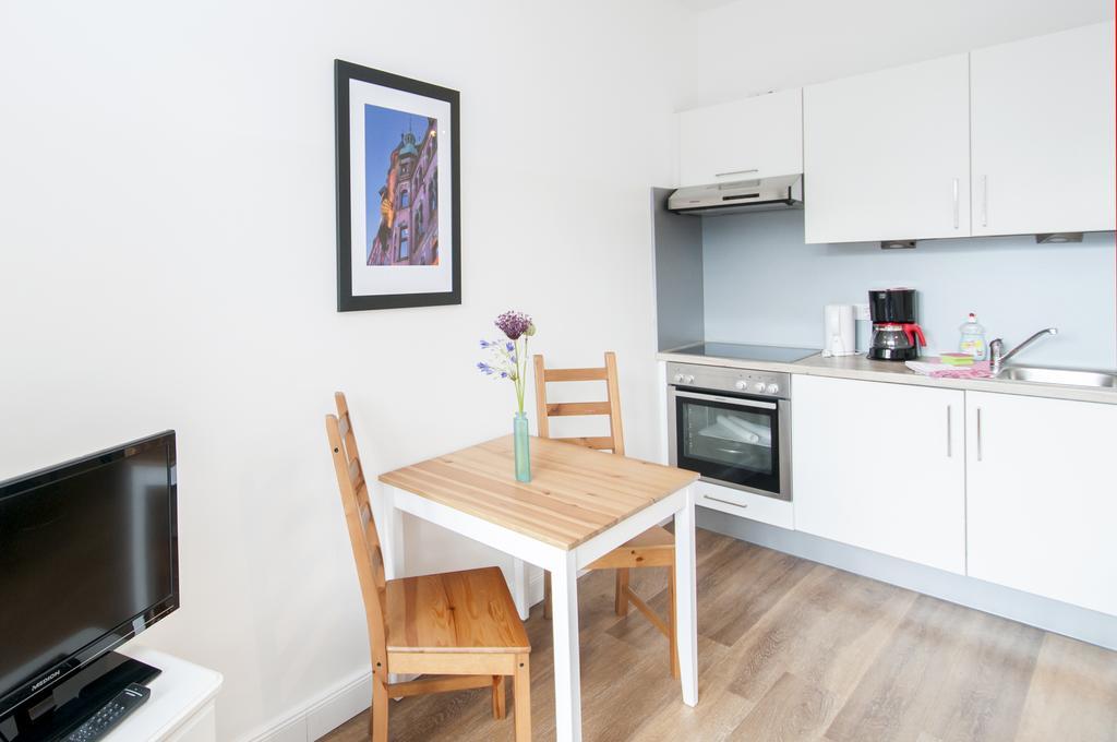 City-Appartements Nordkanalstrasse - Monteurunterkunft هامبورغ الغرفة الصورة